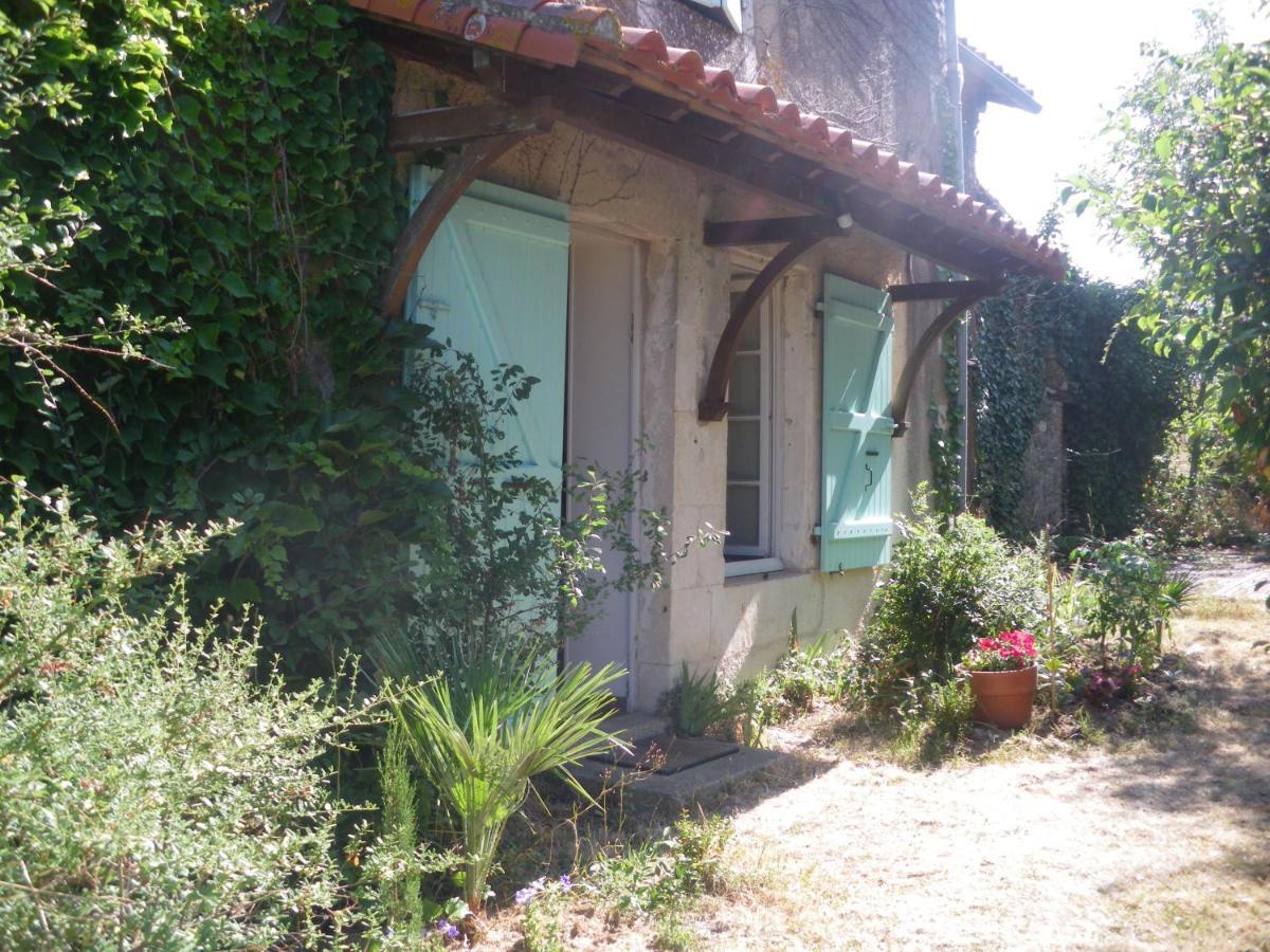 La Metairie Du Pont Bed & Breakfast Sainte-Hermine Exterior foto